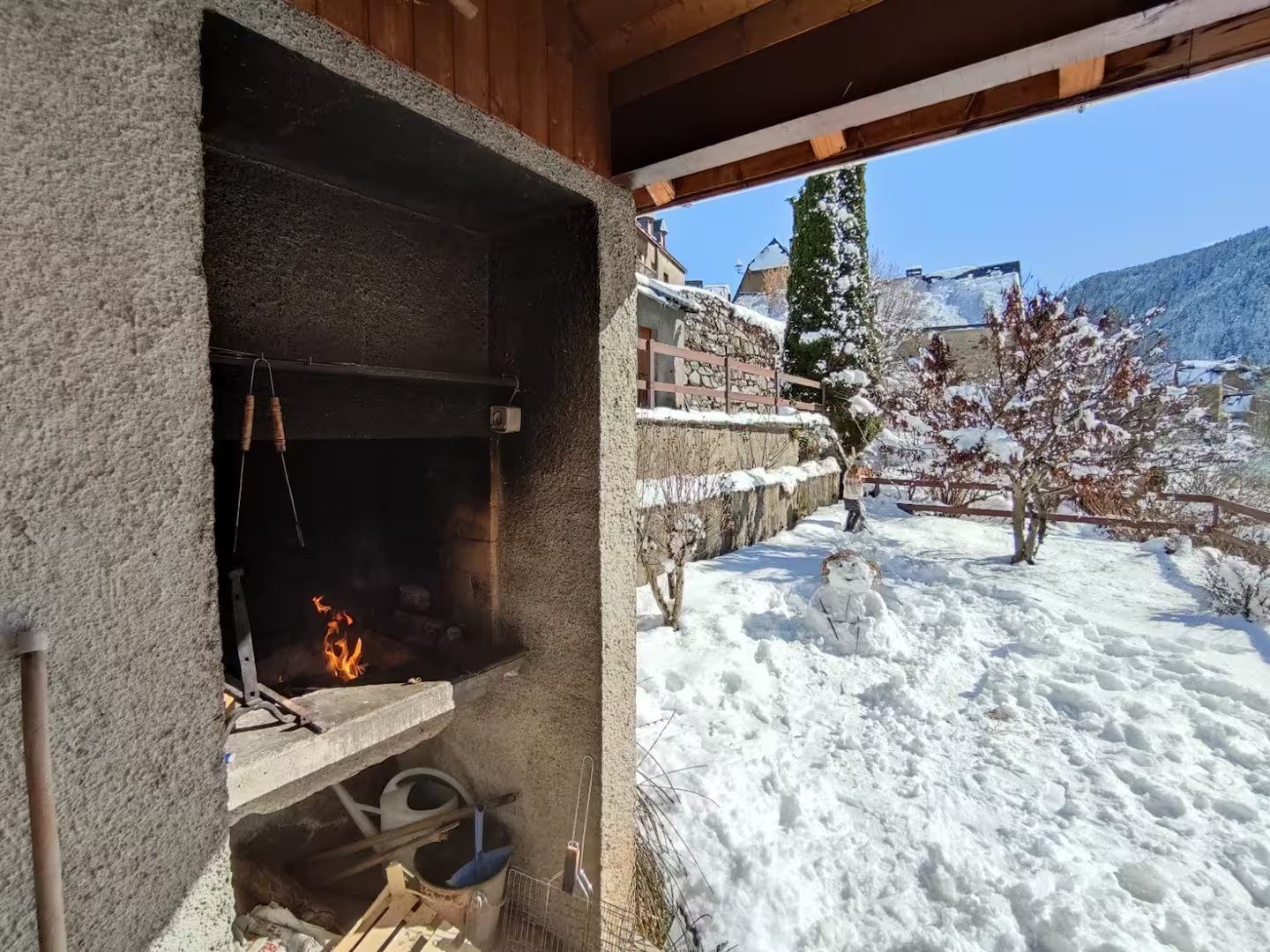 Le barbecue intégré sous la neige